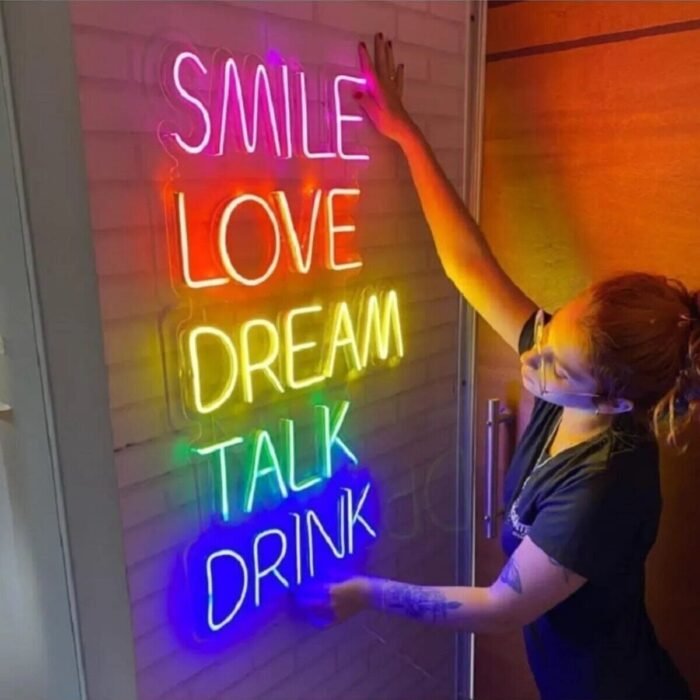 Smile Kafe-bar Dekorasyon Neon Led Tabela(85x55cm)