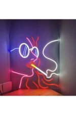 Girl Smoke Neon Led (56x60 Cm)