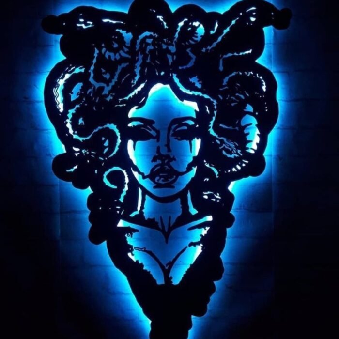 Medusa Ledli Duvar Süsü Mdf Tablo Duvar Aksesuarı Ahşap Tablo