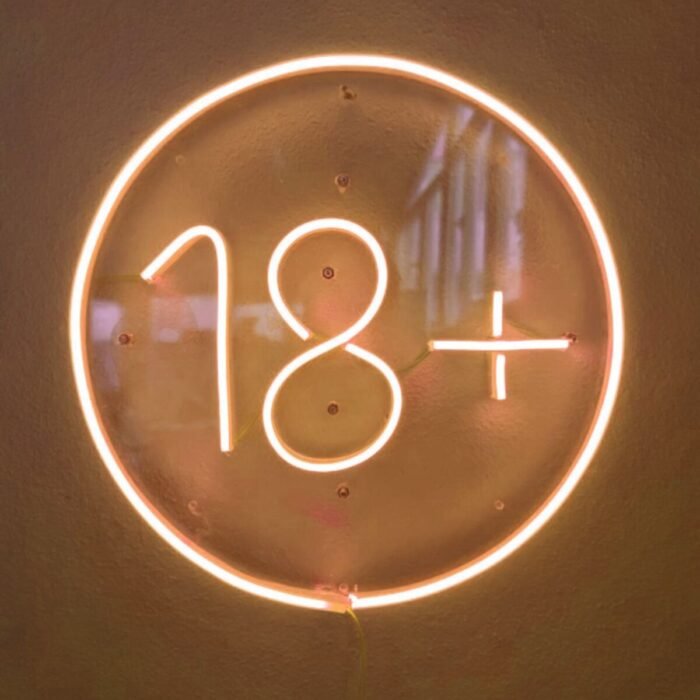 +18 Neon Şekiller Işaret Neon Led Dekoratif Duvar Aydınlatması Neon Duvar Yazısı