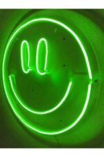Gülenyüz Neon Emoji Smile Neon Led Dekoratif Duvar Aydınlatması Neon Duvar Yazısı 30x30 cm - Görsel 3